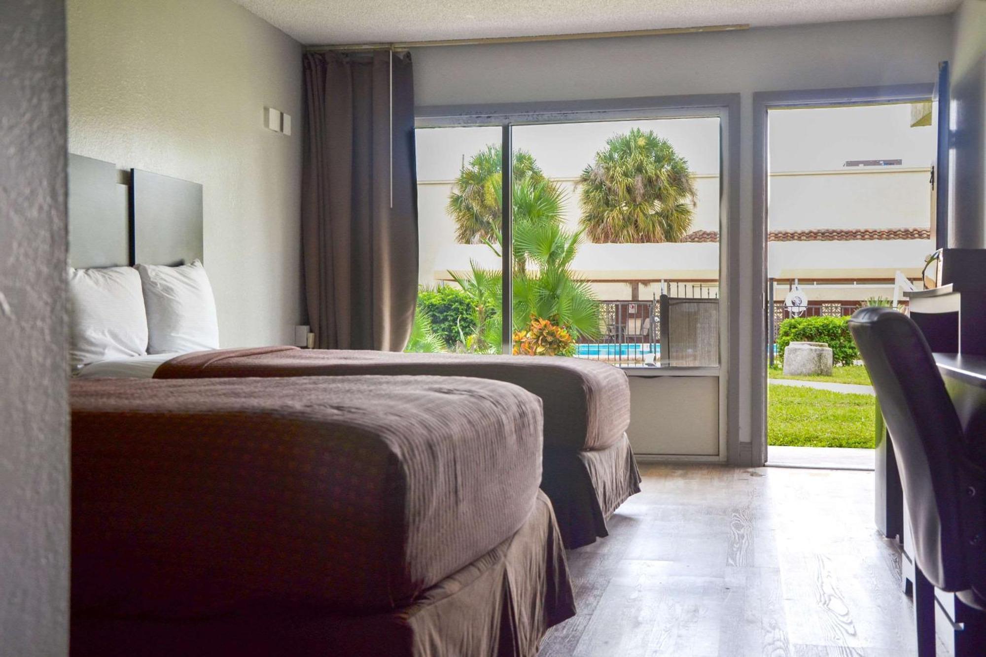 Inn Rodeway Sun Center