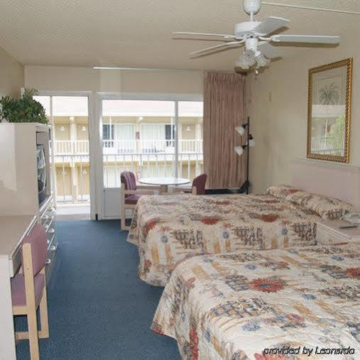 Rodeway Sun Center Inn